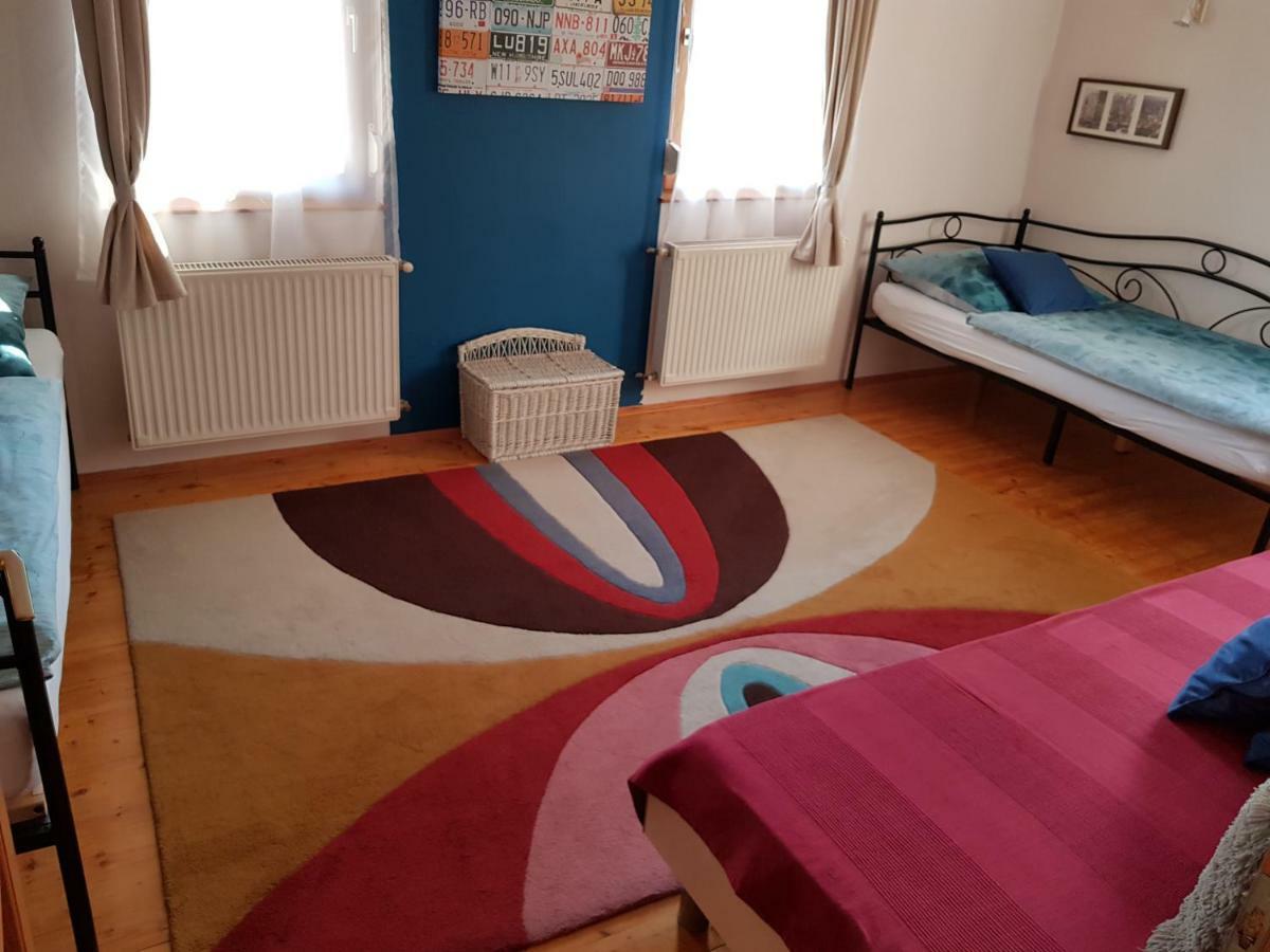 Mediterrán apartman Pecs Bagian luar foto